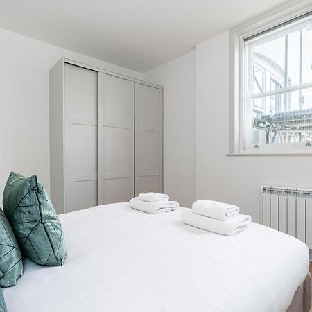 Stylish 1 Bed Flats In Soho, Next To Piccadilly Circus And Trafalgar Square Λονδίνο Εξωτερικό φωτογραφία
