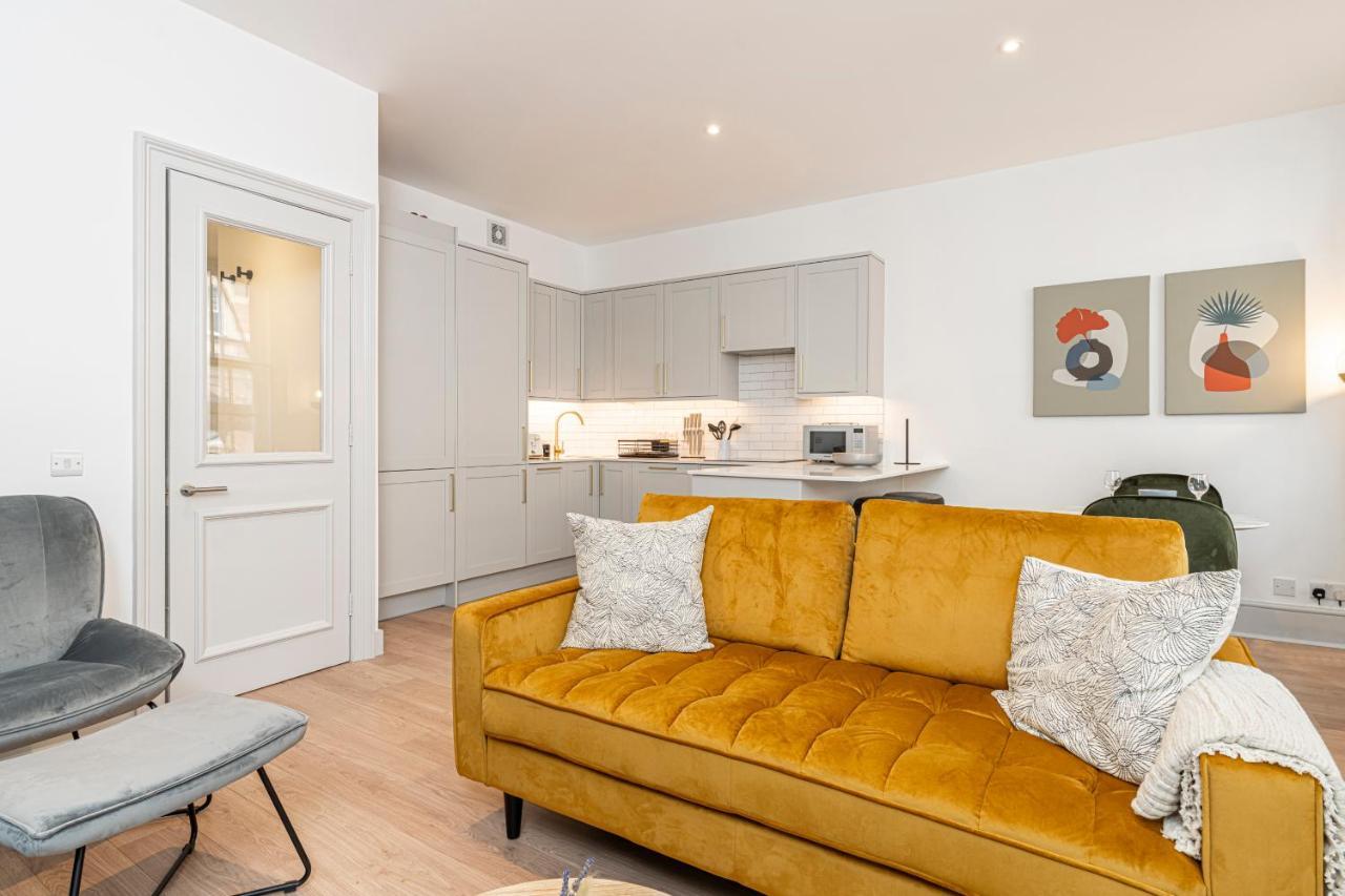 Stylish 1 Bed Flats In Soho, Next To Piccadilly Circus And Trafalgar Square Λονδίνο Εξωτερικό φωτογραφία