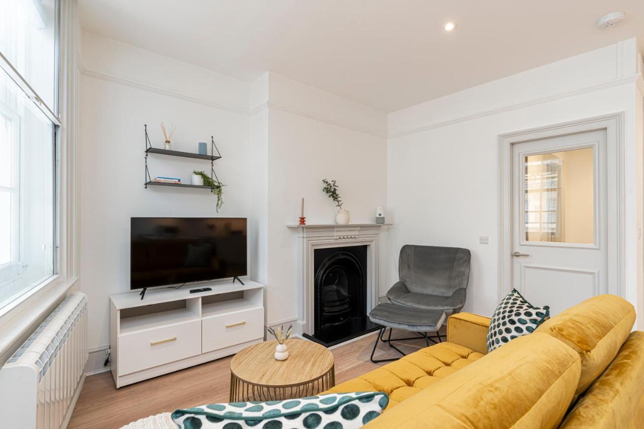 Stylish 1 Bed Flats In Soho, Next To Piccadilly Circus And Trafalgar Square Λονδίνο Εξωτερικό φωτογραφία