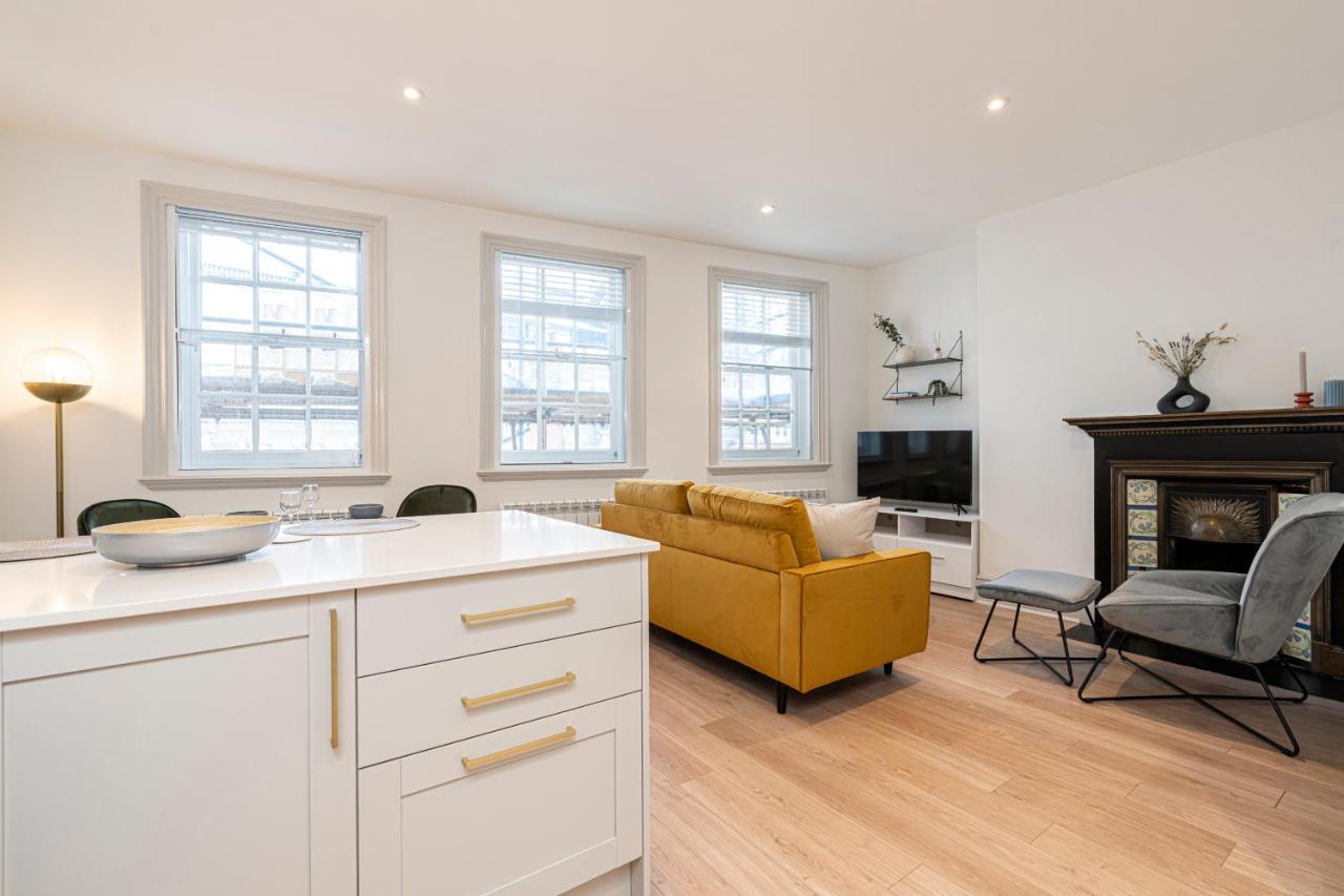 Stylish 1 Bed Flats In Soho, Next To Piccadilly Circus And Trafalgar Square Λονδίνο Εξωτερικό φωτογραφία