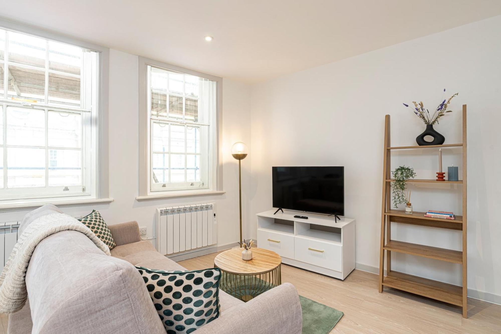 Stylish 1 Bed Flats In Soho, Next To Piccadilly Circus And Trafalgar Square Λονδίνο Εξωτερικό φωτογραφία