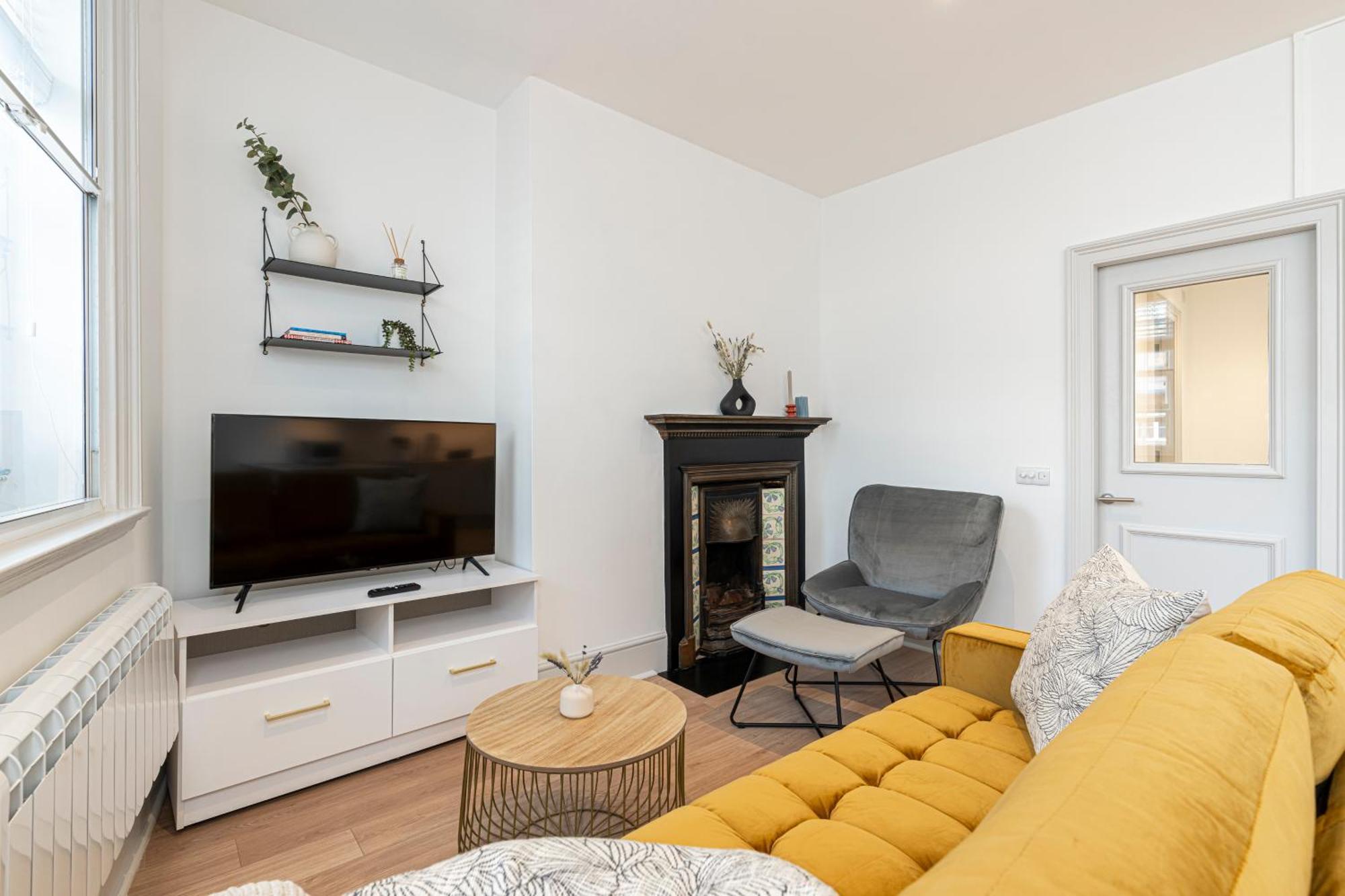 Stylish 1 Bed Flats In Soho, Next To Piccadilly Circus And Trafalgar Square Λονδίνο Εξωτερικό φωτογραφία